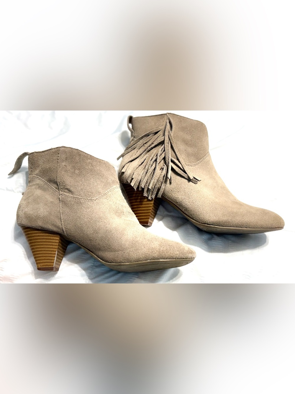 American Eagle Outfitters Taupe Suede Fringe Ankle Boots 9